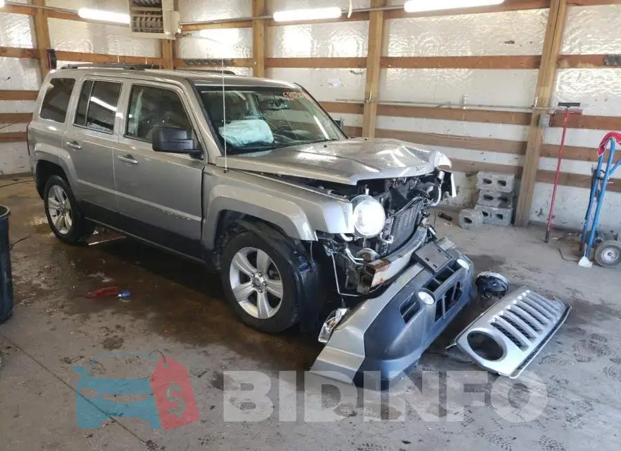 1C4NJPFB2ED801534 Photo# 1
