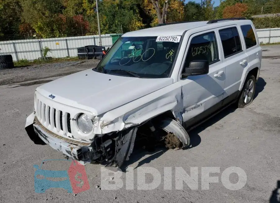 1C4NJPFB3ED887582 Photo# 2