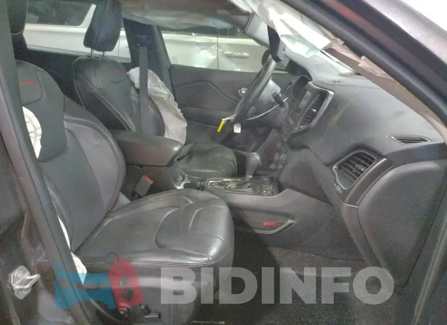 1C4PJMBX1KD260349 Photo# 5
