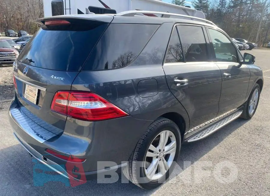 4JGDA5HB2FA460745 Photo# 4