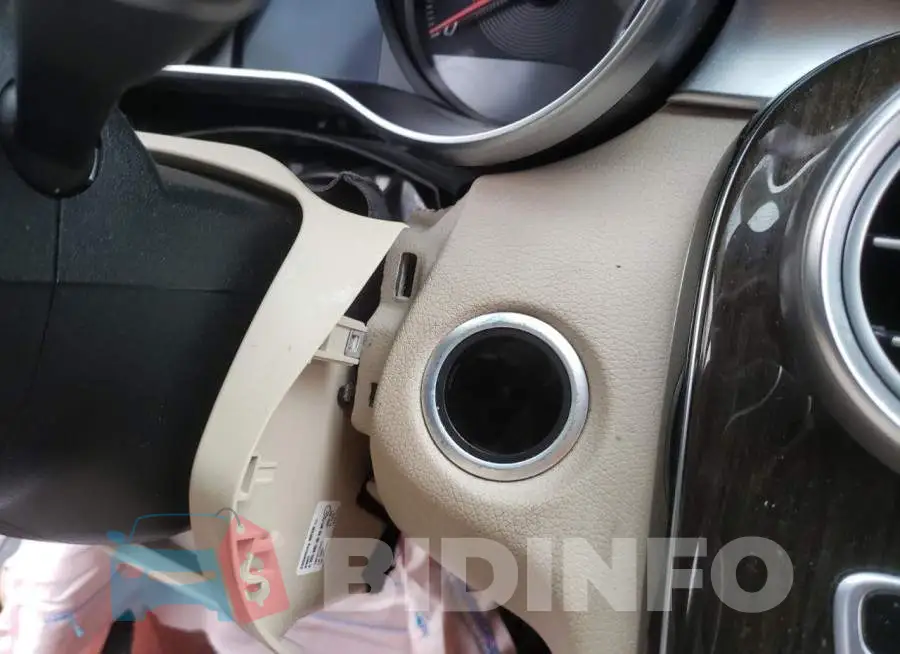 55SWF4KB2FU032679 Photo# 9