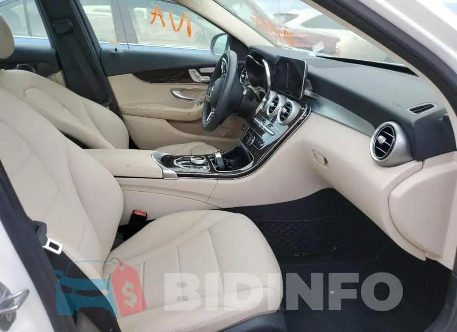 55SWF8DBXKU300733 Photo# 5