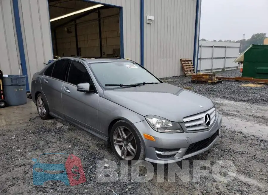 WDDGF4HB5DR251534 Photo# 1
