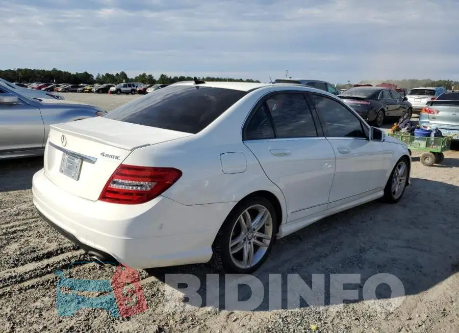 WDDGF8AB3DR269502 Photo# 3