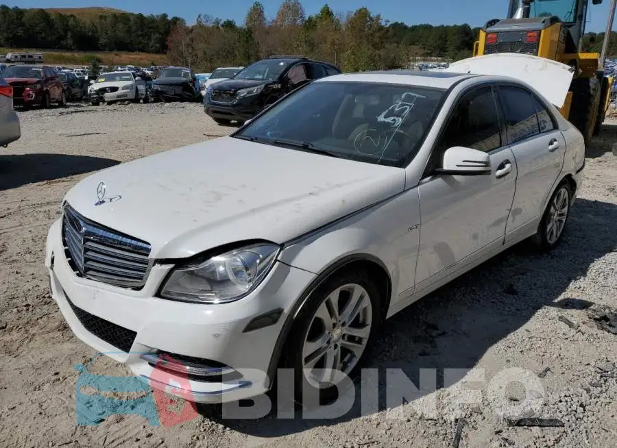 WDDGF8AB4DR285157 Photo# 2