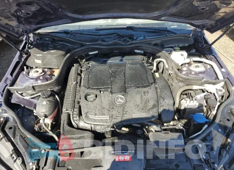 WDDHF8JBXFB110668 Photo# 7
