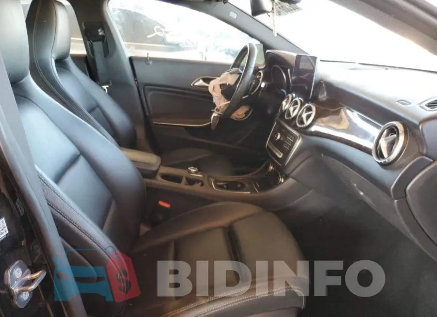 WDDSJ4EB8JN638708 Photo# 5