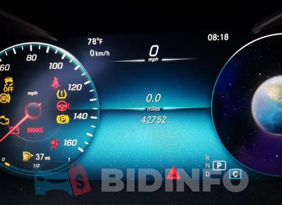WDDWF8DB2LR526753 Photo# 8