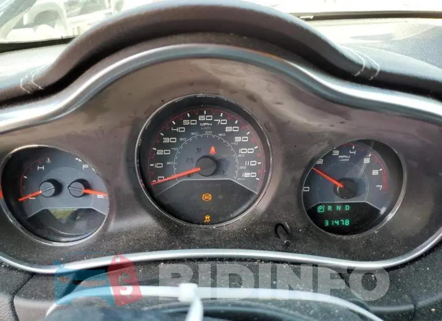1C3CDZAB6DN710586 Photo# 8