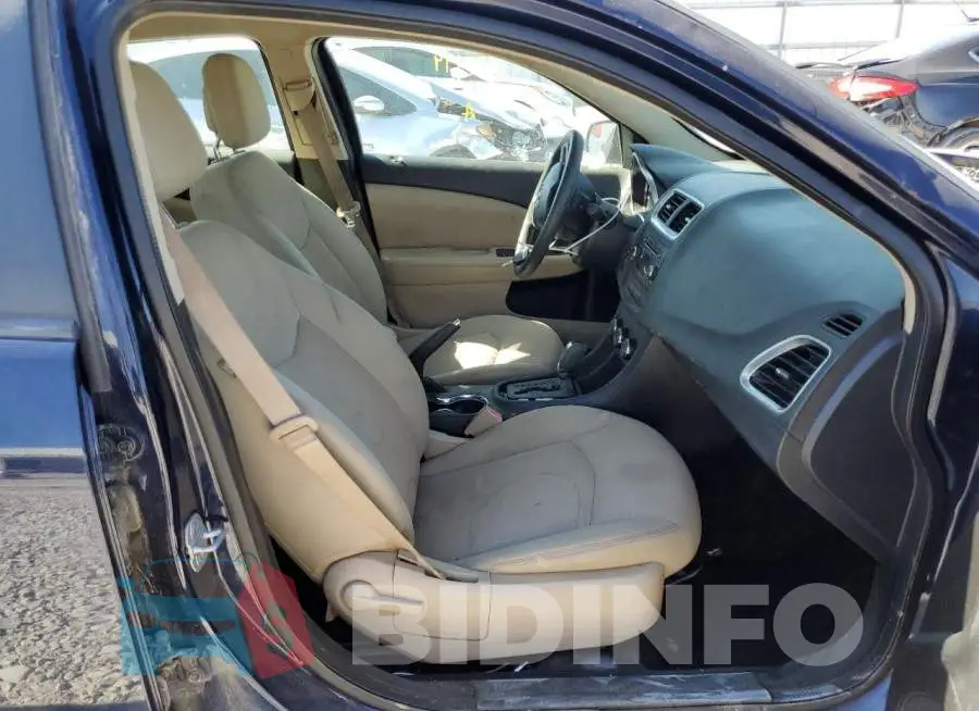 1C3CDZAB7DN711732 Photo# 5