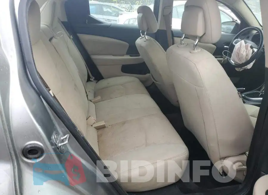 1C3CDZCB7DN709895 Photo# 6