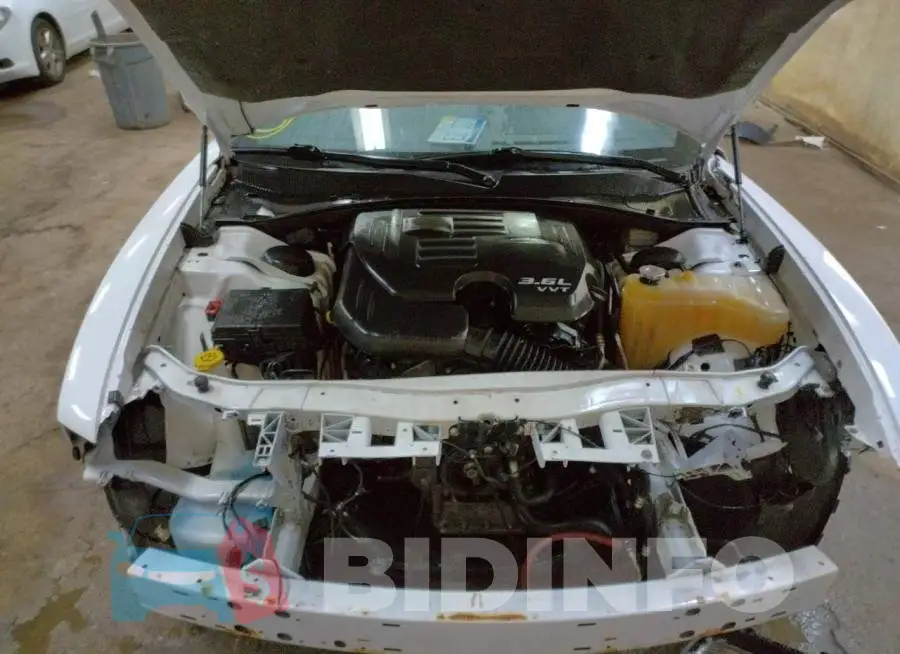 2C3CDXBG7DH626865 Photo# 7