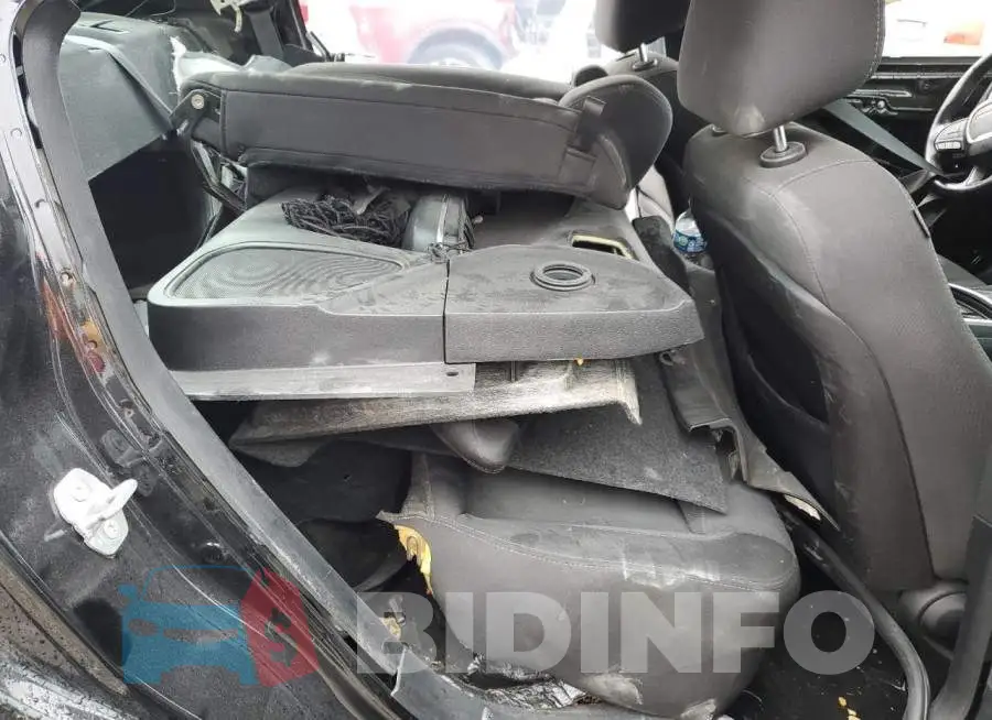 2C3CDXBG9FH889913 Photo# 6