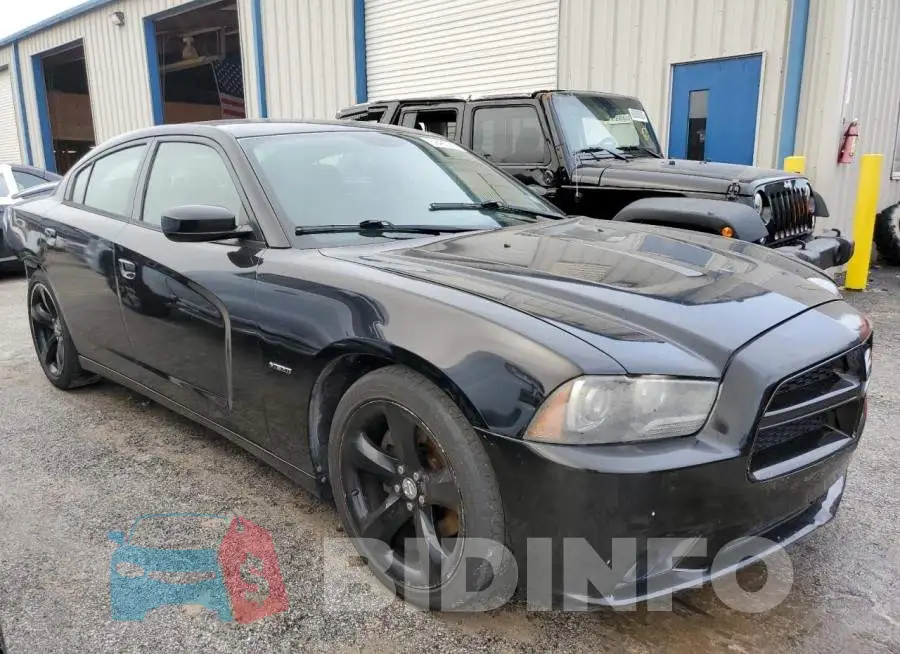 2C3CDXCT3EH285137 Photo# 4
