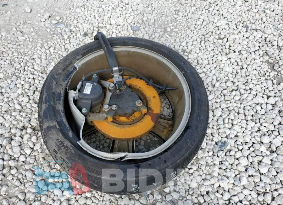 2C3CDXHG8EH124021 Photo# 12