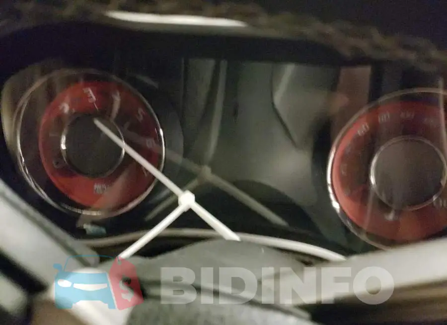 2C3CDZC97FH909961 Photo# 8