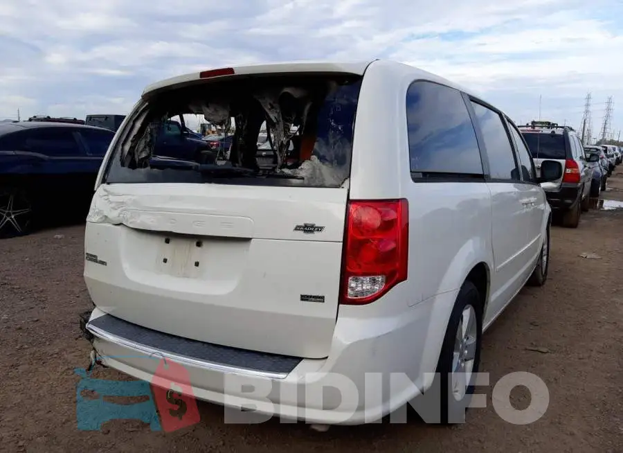 2C4RDGBG3DR724145 Photo# 4