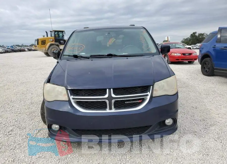 2C4RDGDG6DR800180 Photo# 5