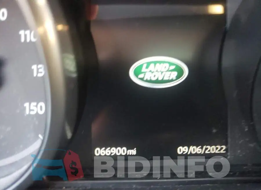 SALRTBBV7HA021932 Photo# 8