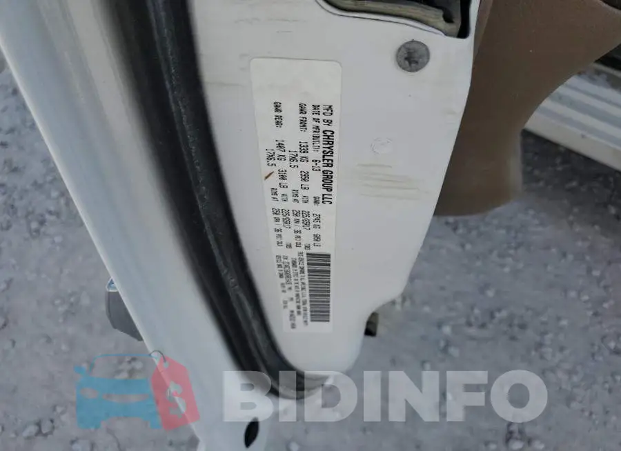 2C4RC1BG0DR816426 Photo# 14
