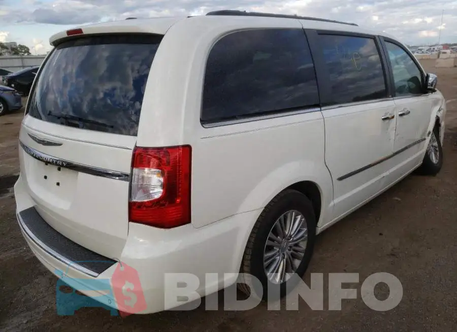 2C4RC1CG6DR713977 Photo# 4