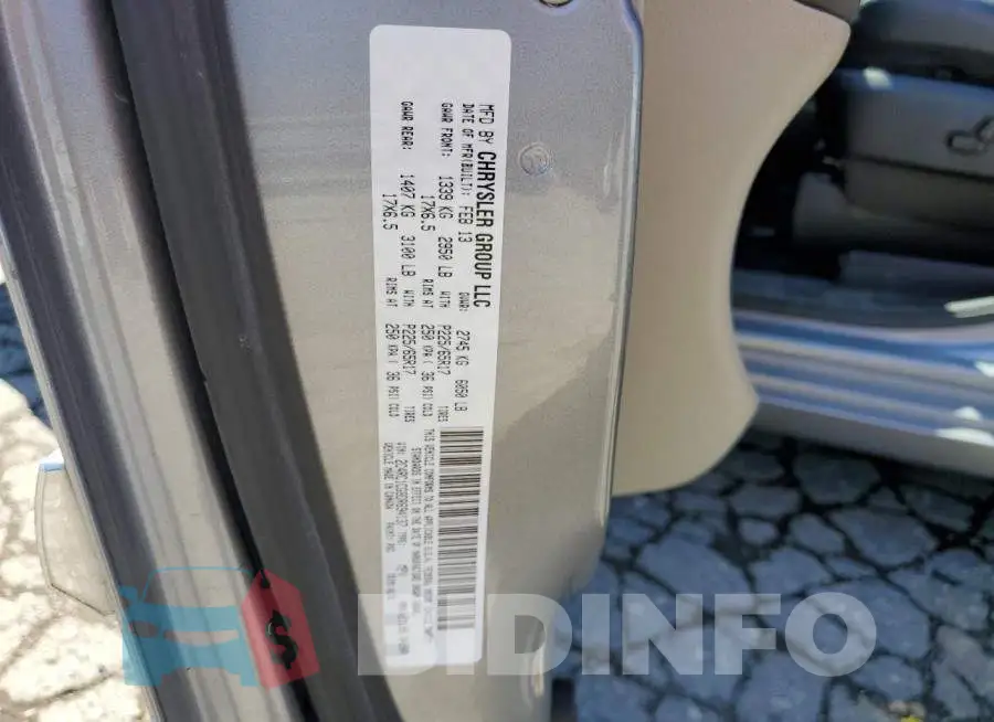 2C4RC1CG8DR694137 Photo# 10