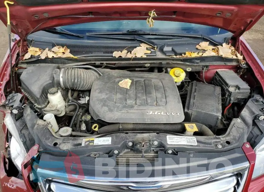 2C4RC1CG8FR628044 Photo# 7