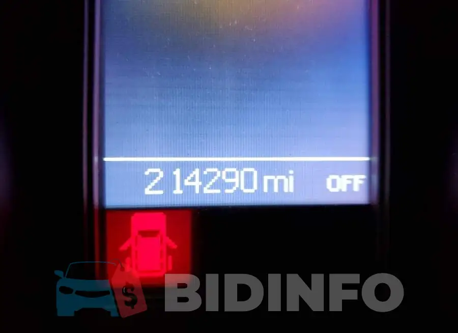 2C4RC1CG9DR559202 Photo# 8