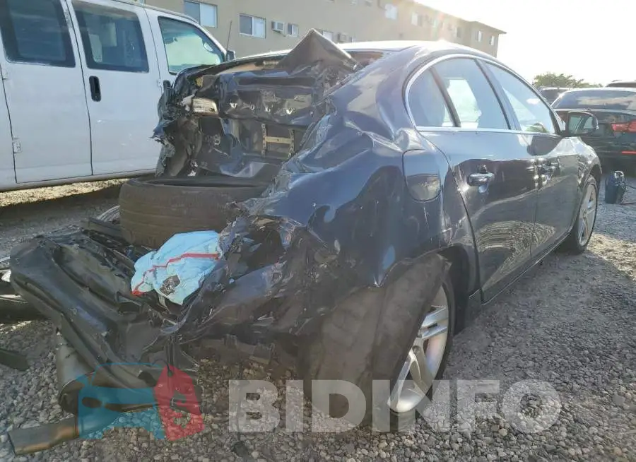 YV140MFB0F1301513 Photo# 4
