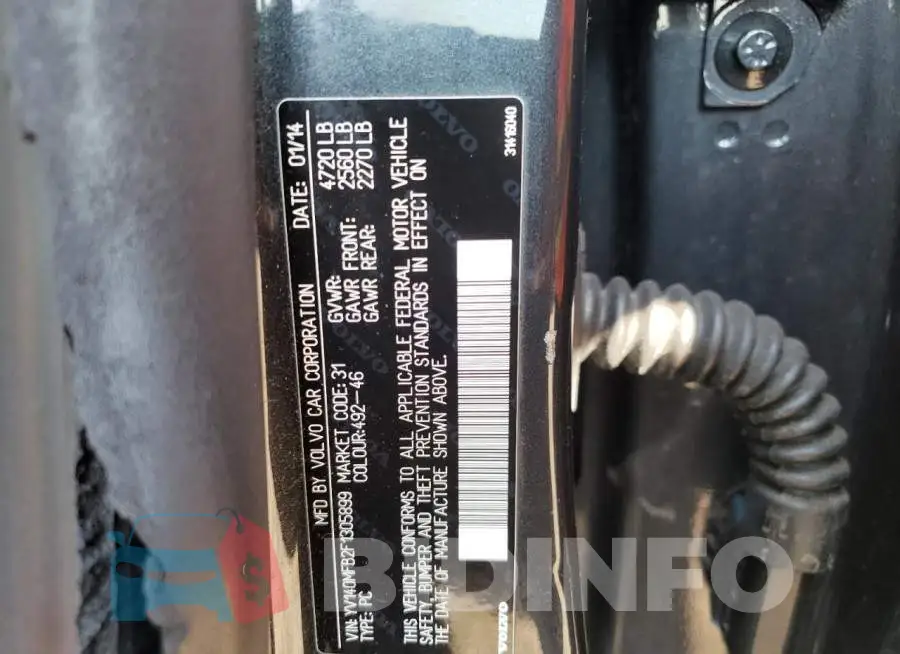 YV140MFB2F1305899 Photo# 10