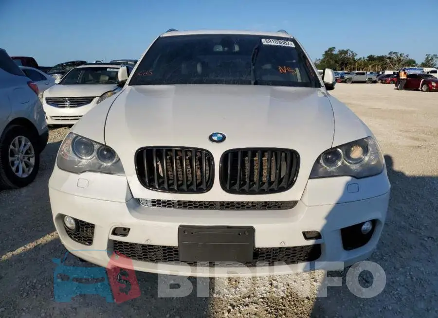 5UXZV8C58D0C15955 Photo# 5
