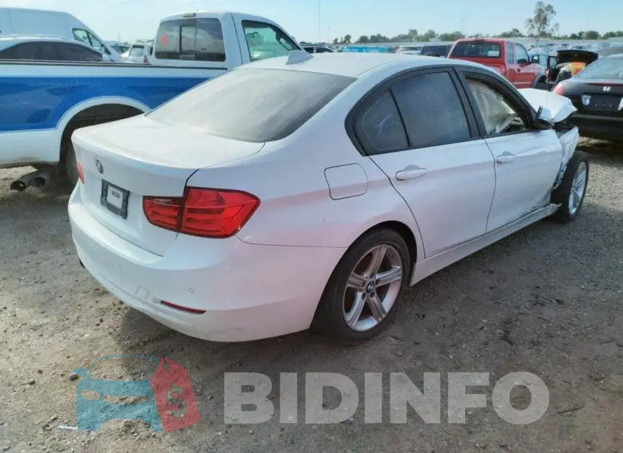 WBA3B1C53FK136749 Photo# 4