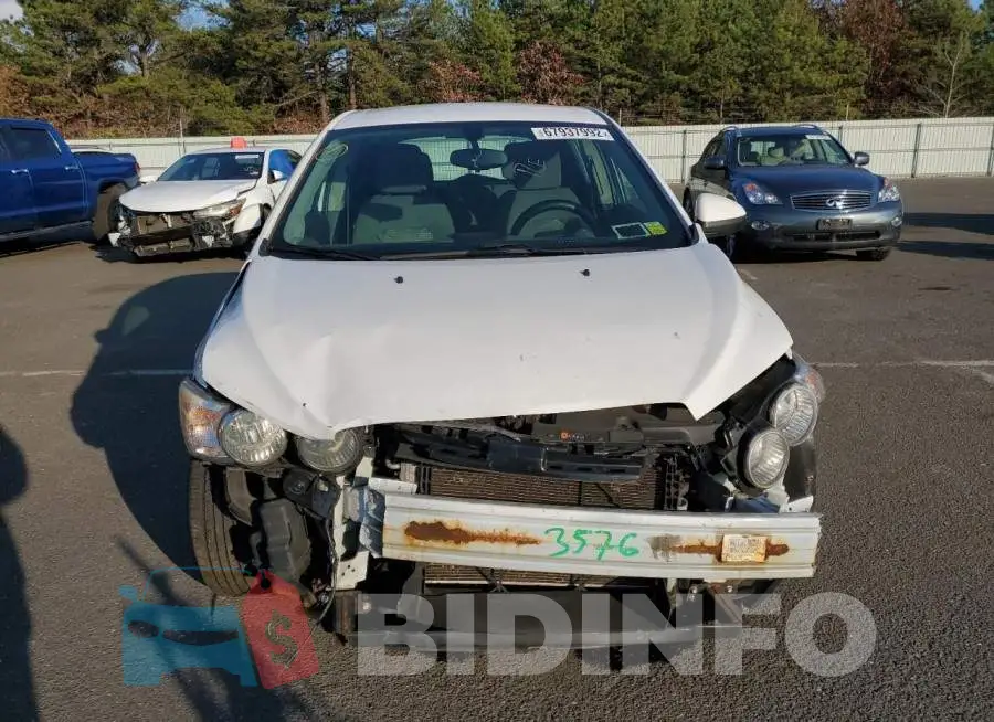 1G1JA6SG2F4185595 Photo# 5