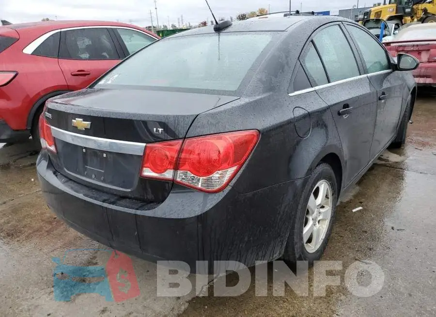 1G1PC5SB5F7144377 Photo# 4