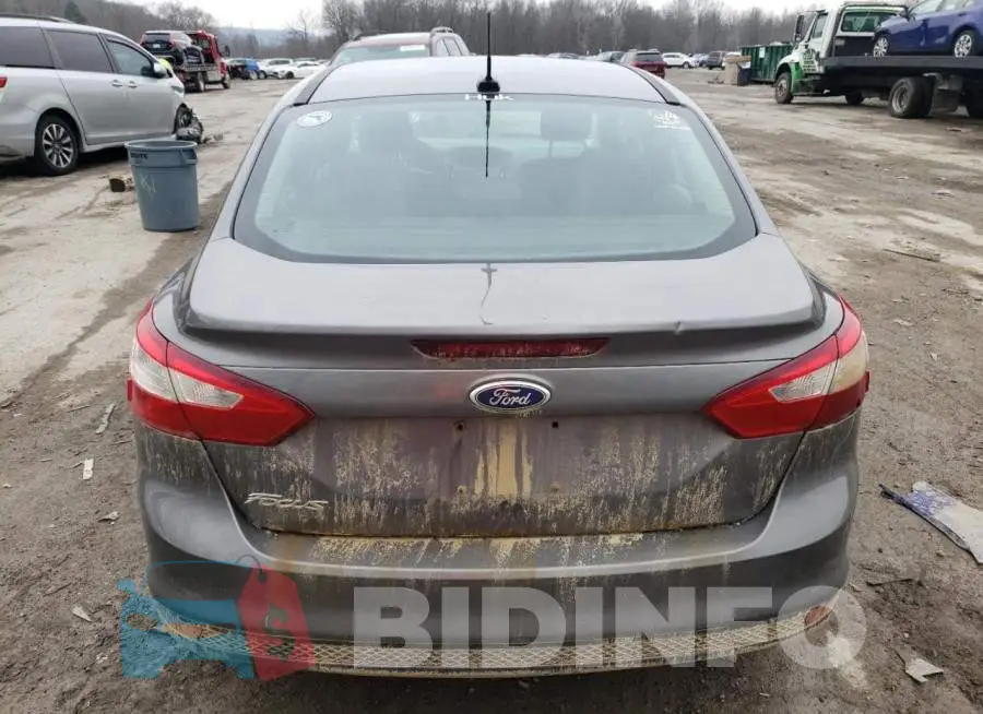 1FADP3E22EL354204 Photo# 6