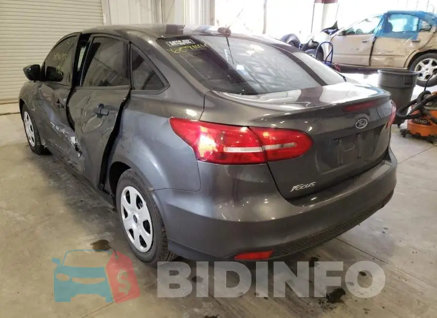 1FADP3E27JL230441 Photo# 3