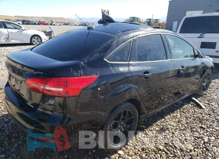 1FADP3F21GL275656 Photo# 4