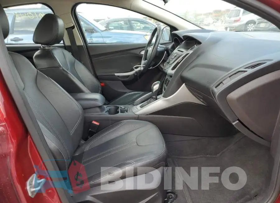 1FADP3F22EL136715 Photo# 5