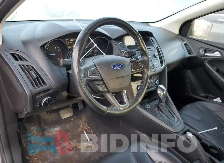 1FADP3F22FL319467 Photo# 8