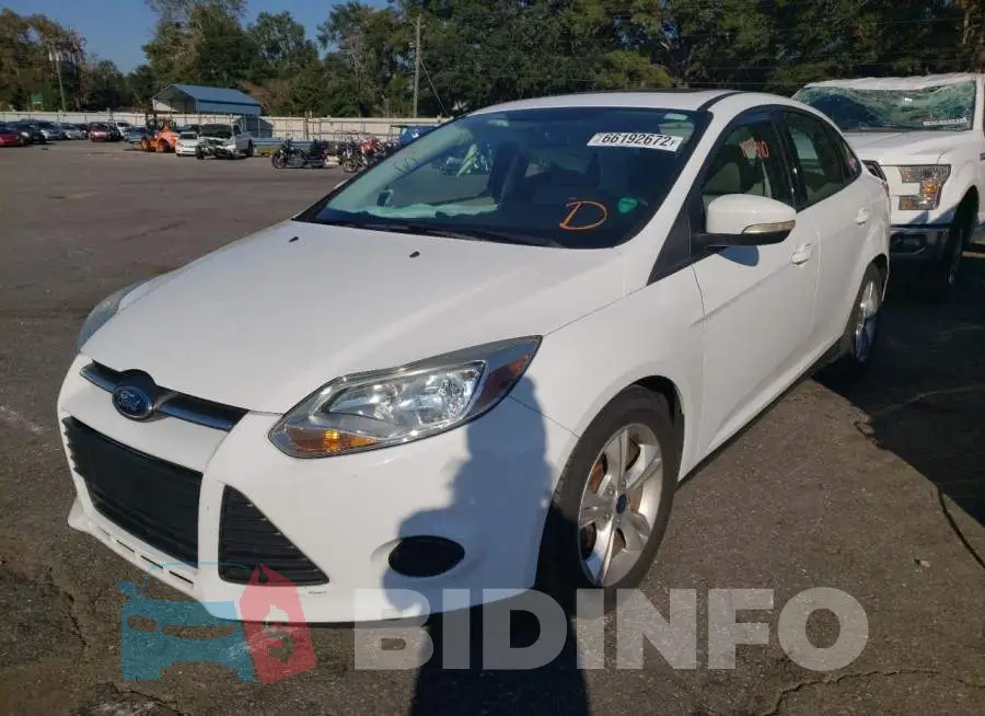 1FADP3F23EL425943 Photo# 2