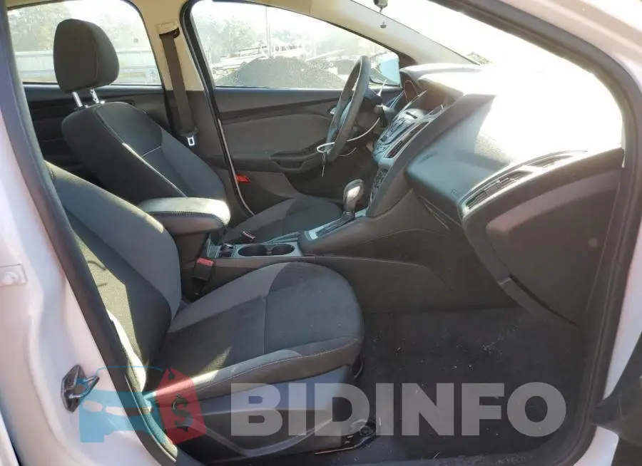 1FADP3F24EL267287 Photo# 5