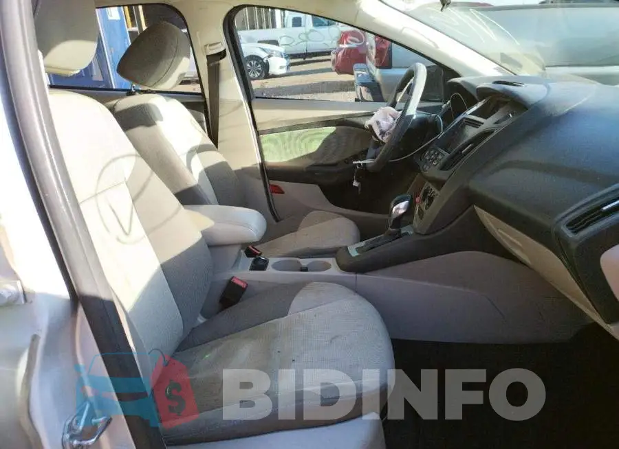 1FADP3F25EL393416 Photo# 5