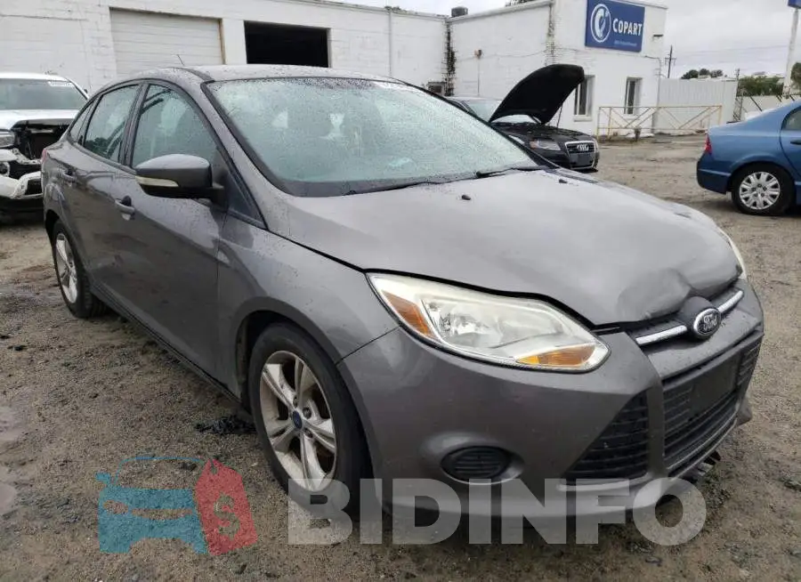 1FADP3F27EL360305 Photo# 1
