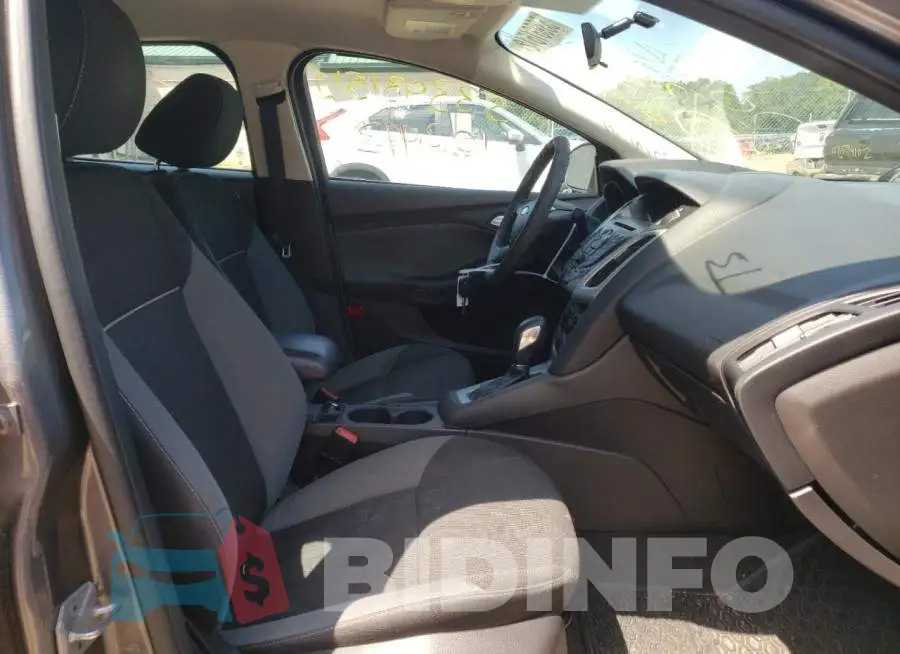 1FADP3F29EL211569 Photo# 5