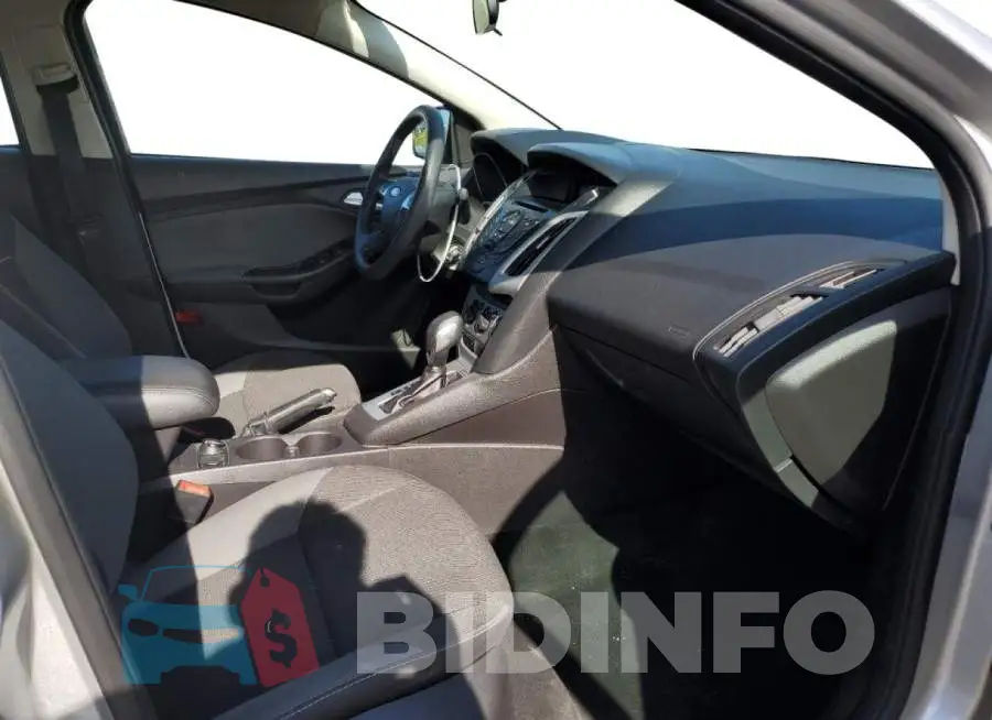 1FADP3F29EL402053 Photo# 5