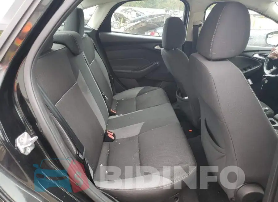1FADP3F2XEL182602 Photo# 6