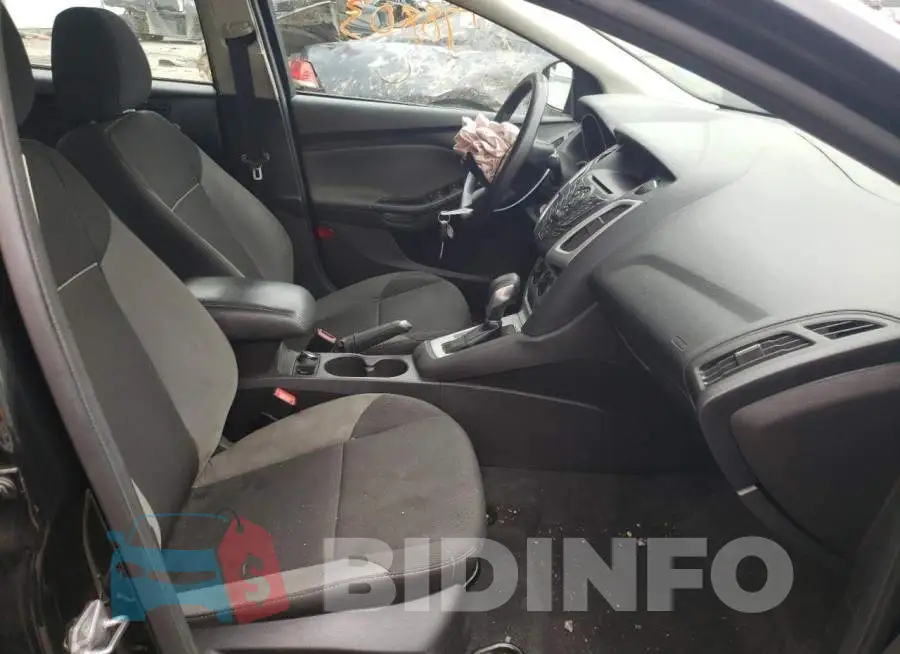 1FADP3F2XEL182602 Photo# 5