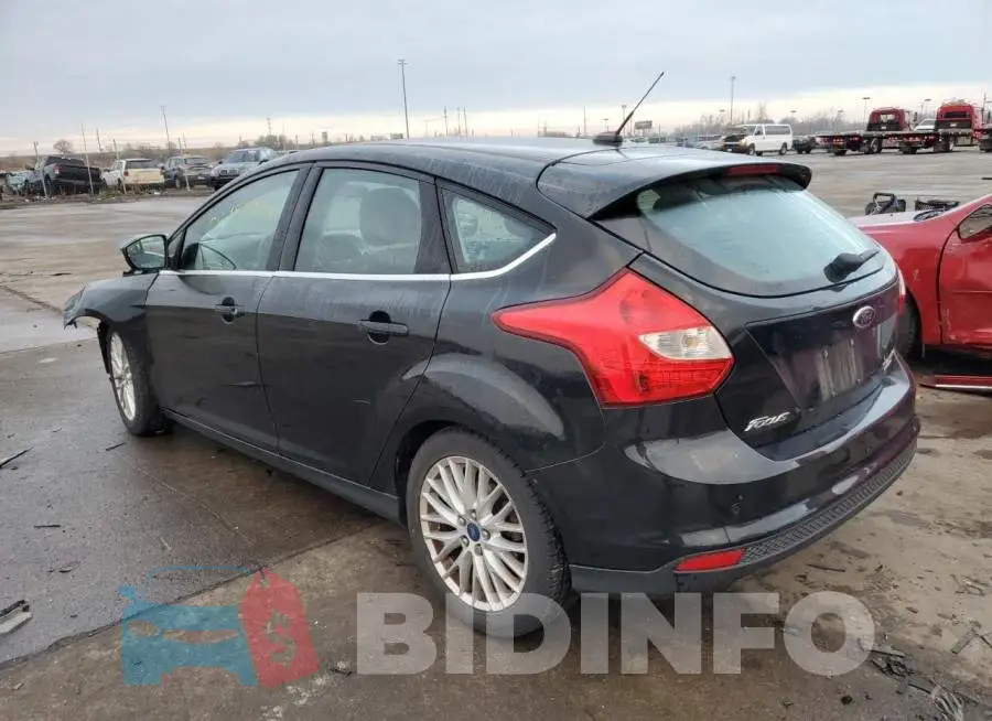 1FADP3N28EL270193 Photo# 3
