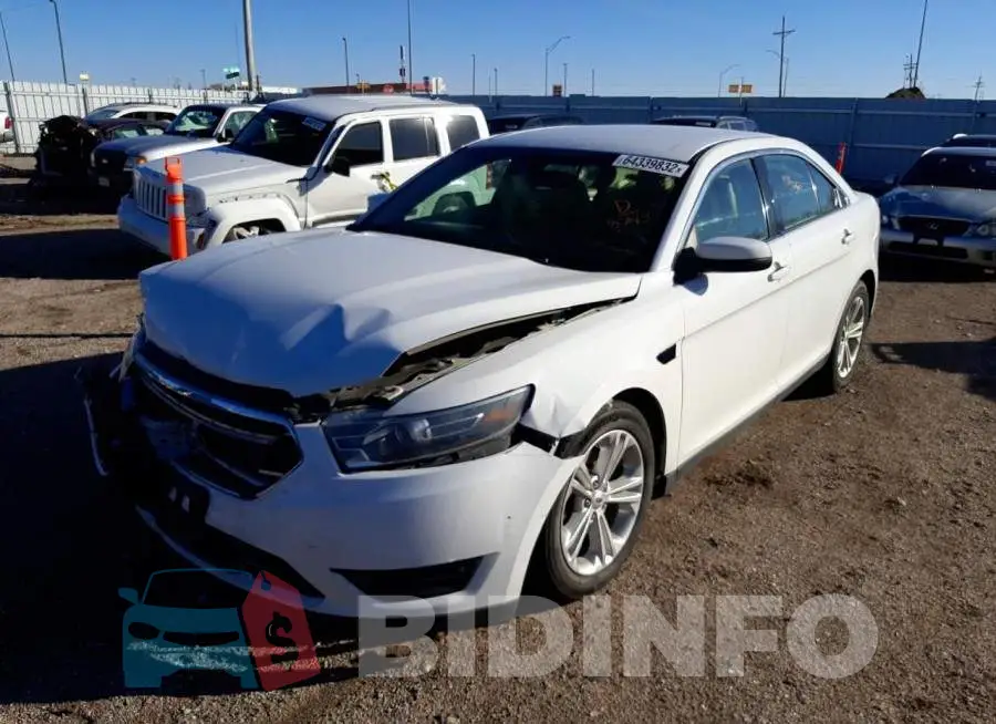 1FAHP2E80FG140743 Photo# 2