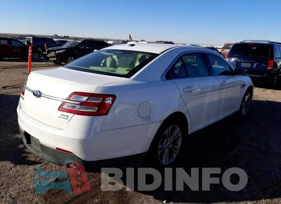 1FAHP2E80FG140743 Photo# 4